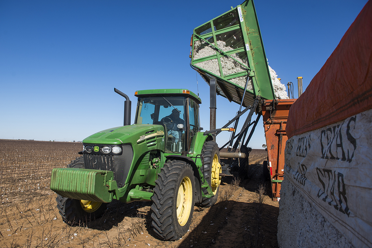 Ty farms this section (640 acres) that is pivot irrigated as well as several smaller fields. He and many like him face the issues of weather, herbicide-resistant weeds, maintaining a healthy soil, and a quickly depleting water source.